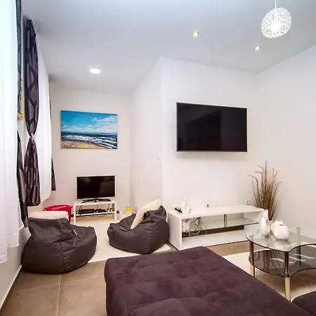 Dasianda - Only 90 M From The Beach, Private 30msq Heated Pool *
