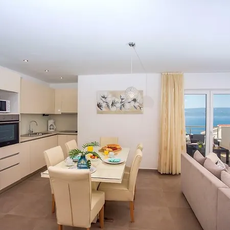 Dasianda - Only 90 M From The Beach, Private 30msq Heated Pool Villa